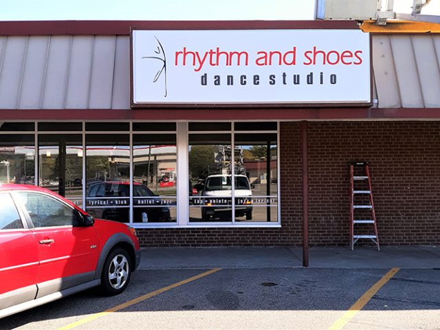 2cabinet_rhythmandshoes