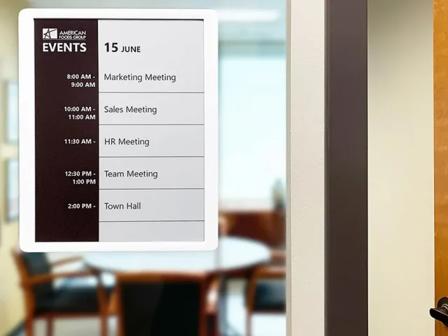 eink-electronic-paper-meeting-room-sign-on-glass