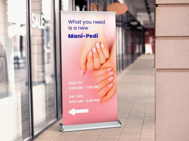 salon-retractable-banners